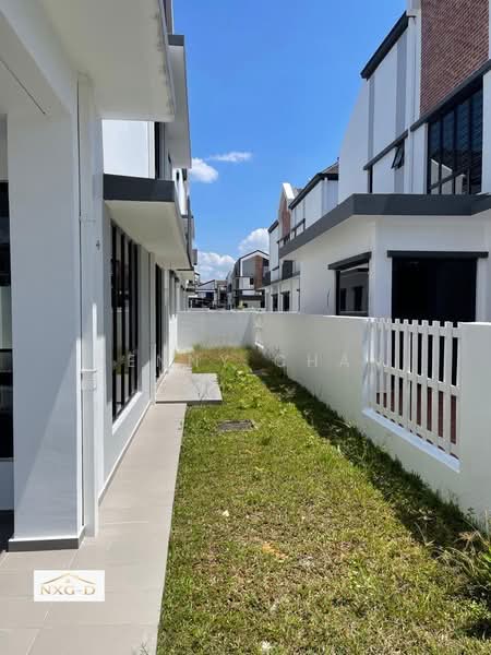 Semi-Detached House for Sale in Shah Alam (Selangor) - Kenny Chan - Exterior - PropertyGuru.com.my