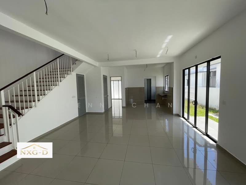 Semi-Detached House for Sale in Shah Alam (Selangor) - Kenny Chan - Living Room - PropertyGuru.com.my