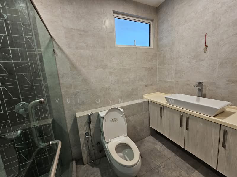 Condominium for Rent at Kristal - Vui Onn Liaw - Bathroom - PropertyGuru.com.my