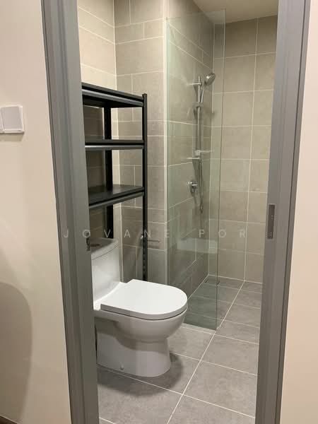 Servis Apartment untuk Disewa di 8th & Stellar - Jovane Por - Bathroom - PropertyGuru.com.my