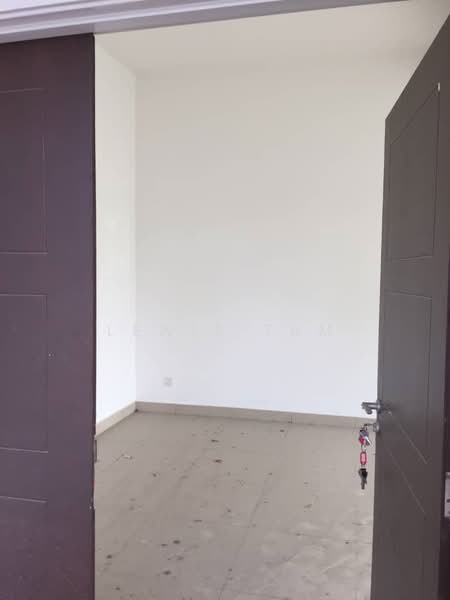Semi-Detached House for Sale in Taman Anggerik Villa 2 (Kajang) - Lewis Tam - PropertyGuru.com.my