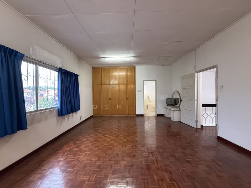 Rumah Berkembar untuk Dijual di Seksyen 22, Damansara Jaya (Petaling Jaya) - Josh Lee - Master Room - PropertyGuru.com.my