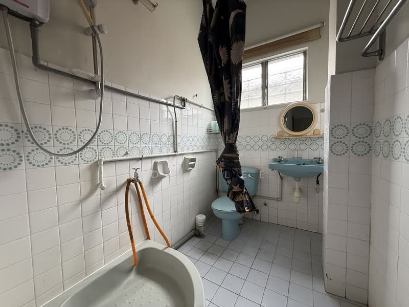 Rumah Berkembar untuk Dijual di Seksyen 22, Damansara Jaya (Petaling Jaya) - Josh Lee - Bathroom - PropertyGuru.com.my