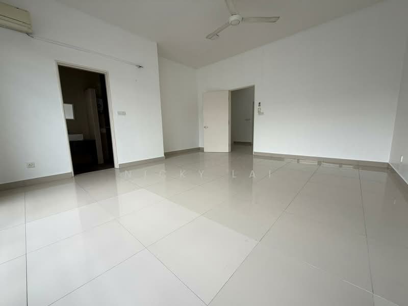 2-storey Terraced House for Sale in Rawang (Selangor) - Nicky Lai - Living Room - PropertyGuru.com.my