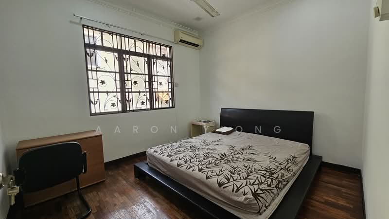 Rumah Berkembar untuk Dijual di KL City Centre (Kuala Lumpur) - Aaron Yiong - Bedroom - PropertyGuru.com.my