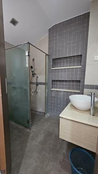 Rumah Berkembar untuk Dijual di KL City Centre (Kuala Lumpur) - Aaron Yiong - Bathroom - PropertyGuru.com.my