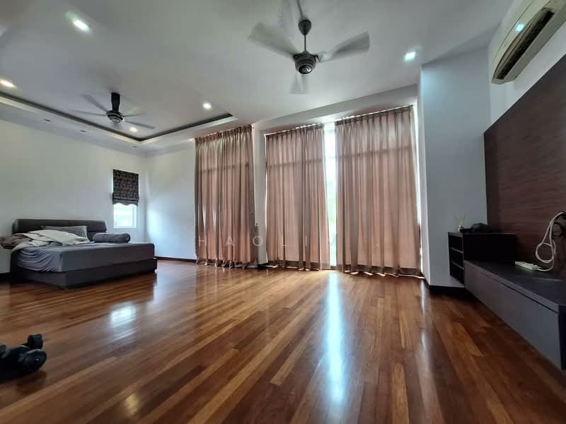 Bungalow for Sale in Taman Equine (Seri Kembangan) - ChaoLim . - Bedroom - PropertyGuru.com.my
