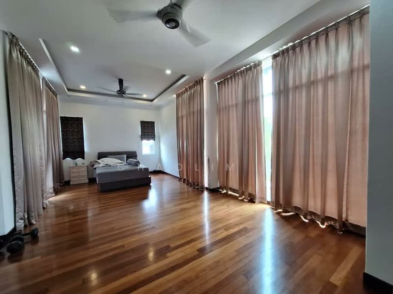 Bungalow for Sale in Taman Equine (Seri Kembangan) - ChaoLim . - Bedroom - PropertyGuru.com.my
