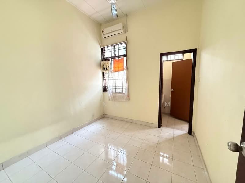2-storey Terraced House for Sale in Bandar Putra (Kulai) - Yvonne Lim - Interior - PropertyGuru.com.my