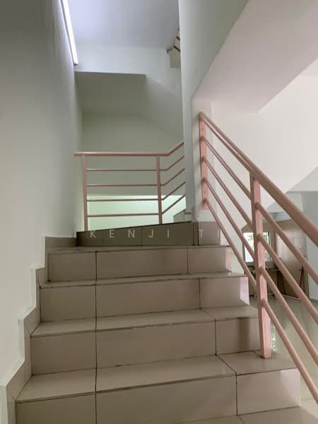 Rumah Teres 3 Tingkat untuk Disewa di Taman Sri Putra Mas (Sungai Buloh) - Kenji Ti - Interior - PropertyGuru.com.my