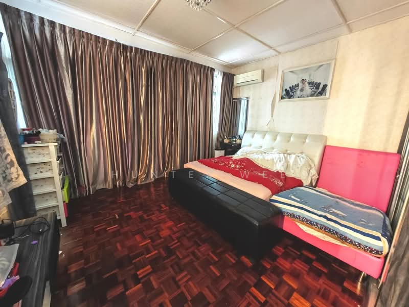 Semi-Detached House for Sale in Central Park Commercial Centre (Kuching) - Hunter Wee - Bedroom - PropertyGuru.com.my