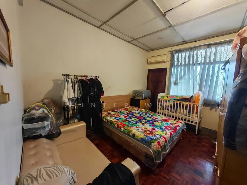 Semi-Detached House for Sale in Central Park Commercial Centre (Kuching) - Hunter Wee - Bedroom - PropertyGuru.com.my