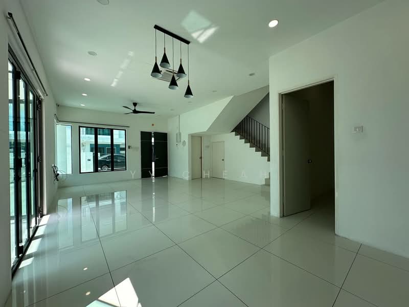 Rumah Berkembar untuk Dijual di Ipoh (Perak) - YY Cheah - Living Room - PropertyGuru.com.my