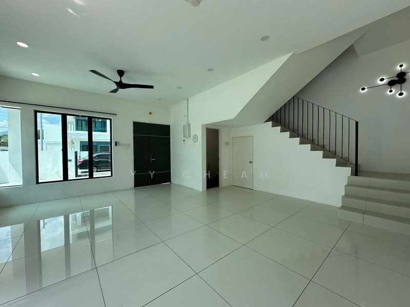 Rumah Berkembar untuk Dijual di Ipoh (Perak) - YY Cheah - Living Room - PropertyGuru.com.my