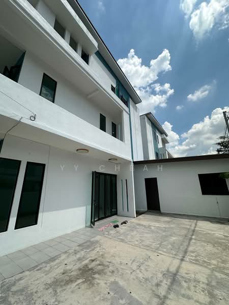 Rumah Berkembar untuk Dijual di Ipoh (Perak) - YY Cheah - Exterior - PropertyGuru.com.my