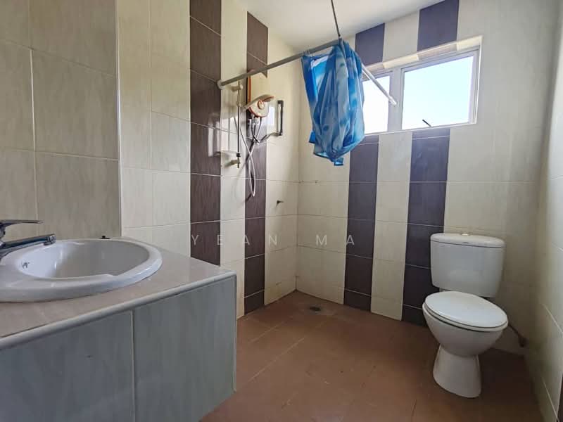 Condominium for Sale at Casa Mila - Yean Ma - Bathroom - PropertyGuru.com.my