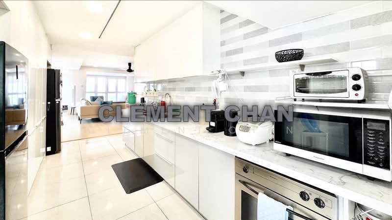 Kondominium untuk Dijual di Riana Green Condominium - Clement Chan - Kitchen - PropertyGuru.com.my