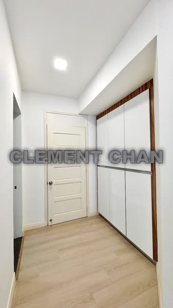 Kondominium untuk Dijual di Riana Green Condominium - Clement Chan - Entrance - PropertyGuru.com.my