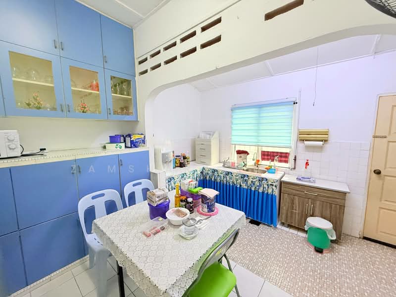 1-storey Terraced House for Sale in Taman Sri Segambut (Segambut) - Zamshary Budin - Kitchen - PropertyGuru.com.my
