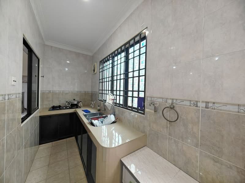 2-storey Terraced House for Sale in Taman Badri Shah (Lahat) - Qazin Khoo - Kitchen - PropertyGuru.com.my