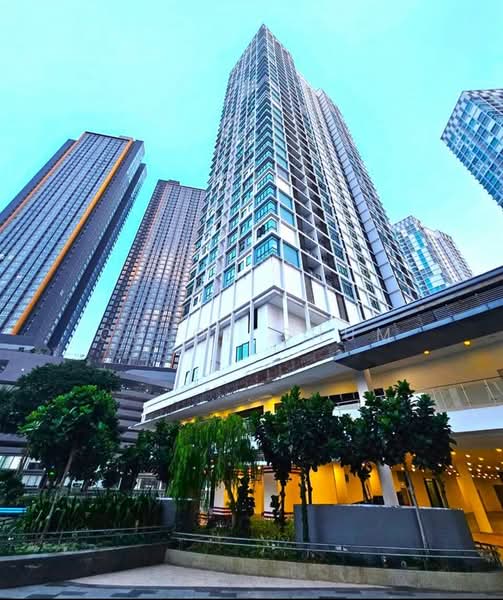 Service Residence for Rent at i-SOHO @ i-City - Chloe Shum - Exterior - PropertyGuru.com.my