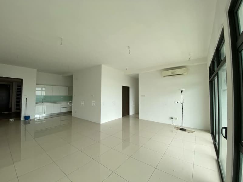 Servis Apartment untuk Dijual di 8Scape Residence @ Sutera - Chris Liew - Living Room - PropertyGuru.com.my