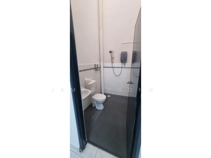 1-storey Terraced House for Rent in Tampoi (Johor) - James Foong - Bathroom - PropertyGuru.com.my