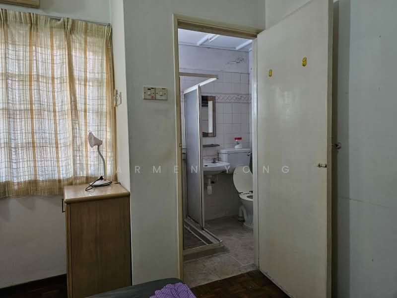 2-storey Terraced House for Rent in SS 23, Taman Sea (Petaling Jaya) - Carmen Yong - Bathroom - PropertyGuru.com.my