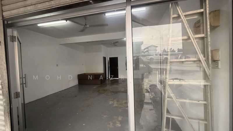 Retail Space for Rent in Taman Subang Perdana (Seksyen U5) (Sungai Buloh) - Mohd Nazri Alias - Interior - PropertyGuru.com.my