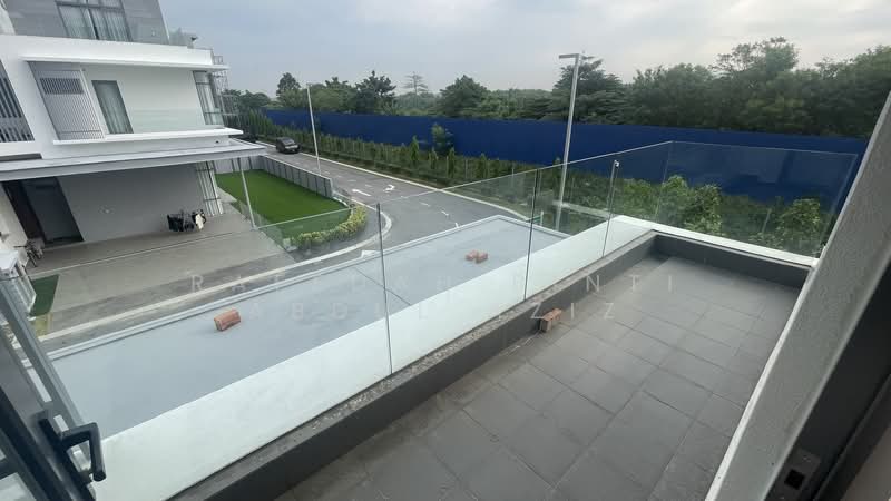 Semi-Detached House for Sale in Shah Alam (Selangor) - Rafedah Binti Abdul Aziz - Exterior - PropertyGuru.com.my