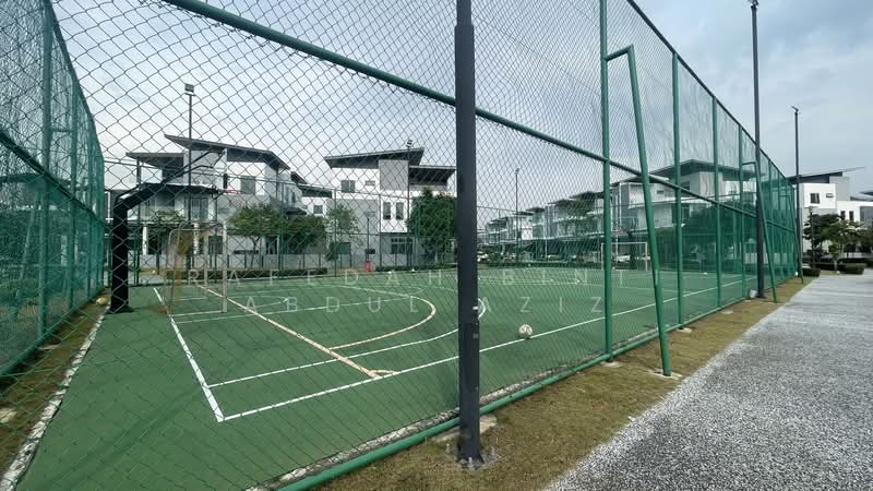 Semi-Detached House for Sale in Shah Alam (Selangor) - Rafedah Binti Abdul Aziz - Exterior - PropertyGuru.com.my