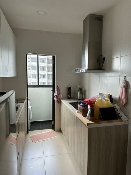 Service Residence for Sale at Reizz Residence - Joshua Tan - Kitchen - PropertyGuru.com.my