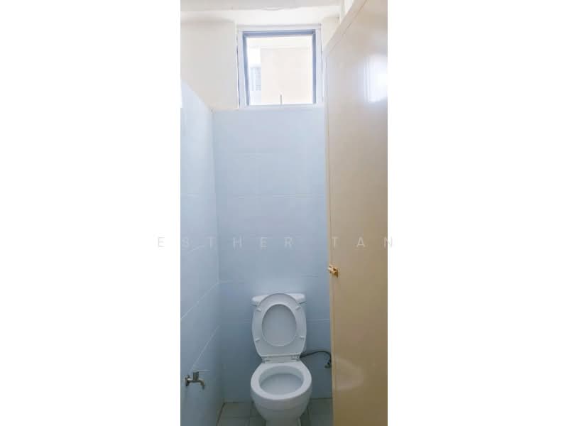 Semi-D Factory for Rent in Kota Kemuning (Shah Alam) - Esther Tan - Bathroom - PropertyGuru.com.my