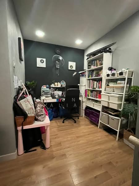 Rumah Teres untuk Dijual di Bukit Jelutong (Shah Alam) - Mohd Nazri Alias - Study - PropertyGuru.com.my