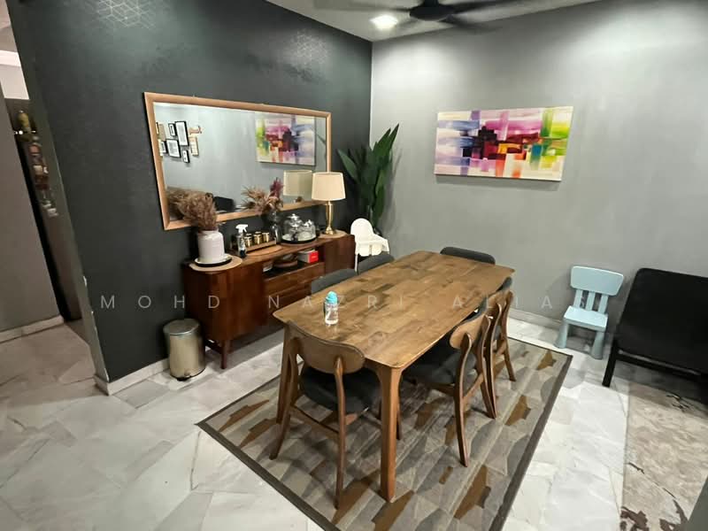 Rumah Teres untuk Dijual di Bukit Jelutong (Shah Alam) - Mohd Nazri Alias - Dining Room - PropertyGuru.com.my