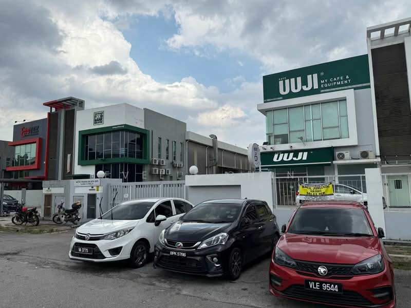 Factory for Sale in Seri Kembangan (Selangor) - Evelle Chan - Exterior - PropertyGuru.com.my