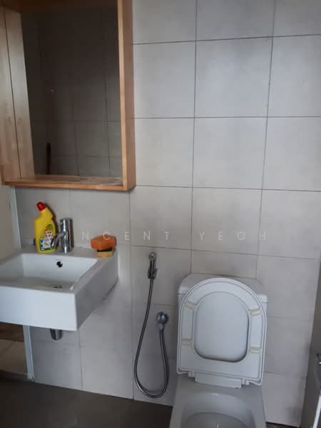 Service Residence for Sale at Setia SKY Residences - Vincent Yeoh - Bathroom - PropertyGuru.com.my