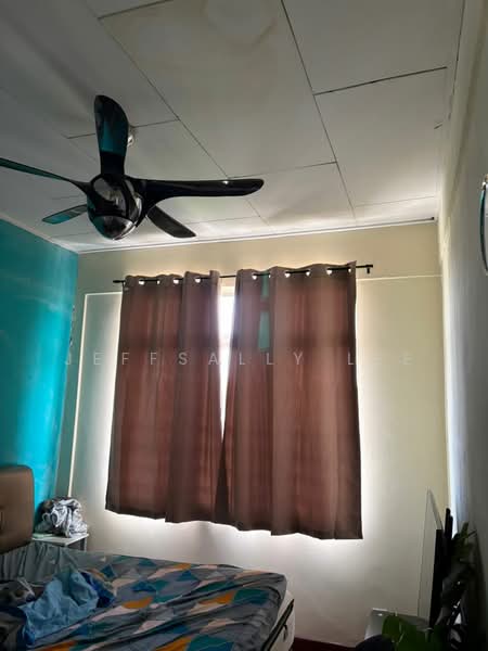 Pangsapuri untuk Dijual di Subang Perdana Goodyear Court 8 - JeffSally Lee - Bedroom - PropertyGuru.com.my