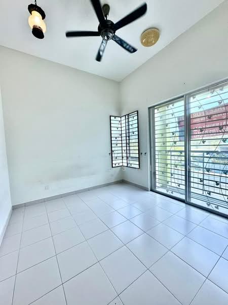 Cluster House for Sale in Alam Suria (Puncak Alam) - Shiqin Saidin - Interior - PropertyGuru.com.my