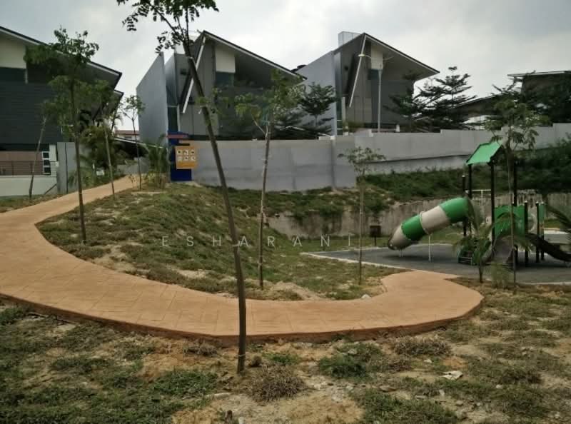 2-storey Terraced House for Sale in Kajang (Selangor) - Esharani . - Exterior - PropertyGuru.com.my