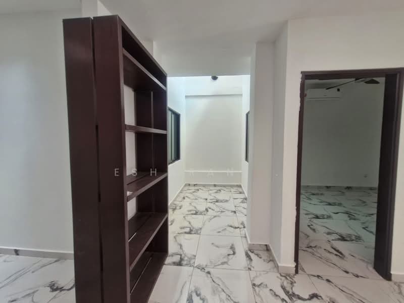 Rumah Teres 1 Tingkat untuk Dijual di Jalan Klang Lama (Old Klang Road) (Kuala Lumpur) - Esharani . - Corridor - PropertyGuru.com.my
