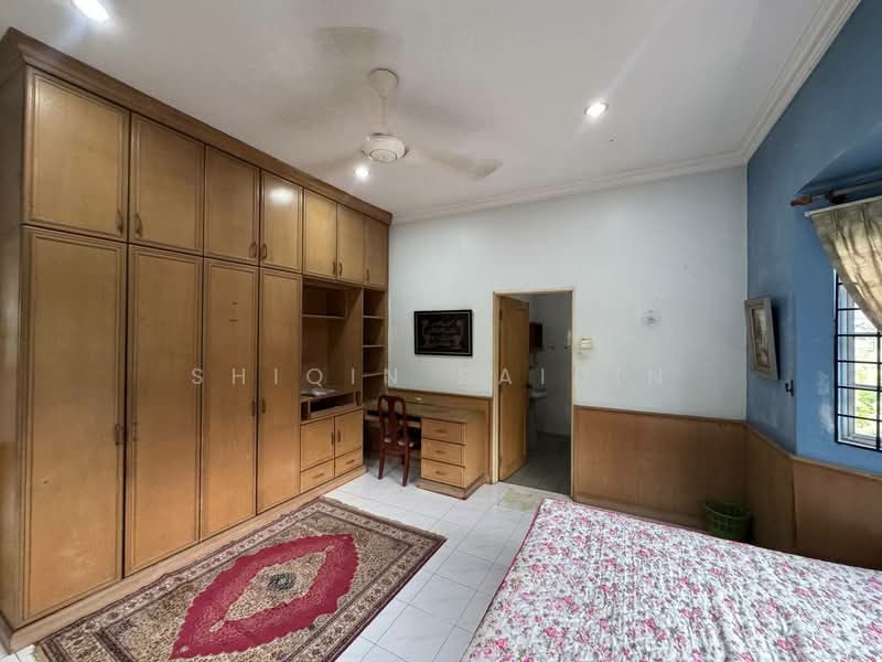 Rumah Banglo untuk Disewa di Seksyen 9 (Shah Alam) - Shiqin Saidin - Bedroom - PropertyGuru.com.my