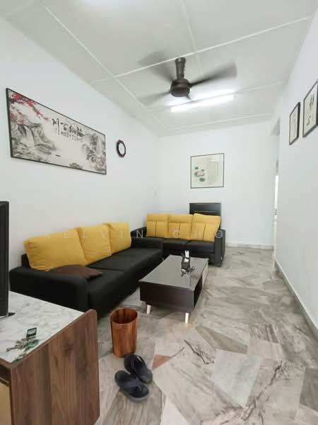 Rumah Teres 1 Tingkat untuk Dijual di Menglembu (Perak) - Kelvin Chong - Living Room - PropertyGuru.com.my