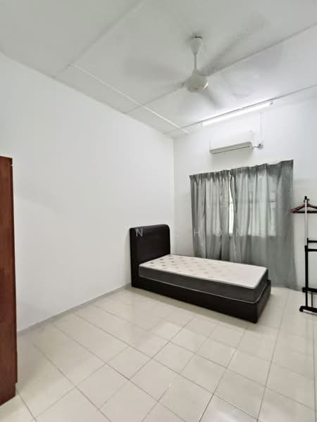 Rumah Teres 1 Tingkat untuk Dijual di Menglembu (Perak) - Kelvin Chong - Bedroom - PropertyGuru.com.my