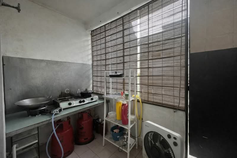 Rumah Teres 2 Tingkat untuk Dijual di Usj 20 (Subang Jaya) - Carmen Lee - Kitchen - PropertyGuru.com.my