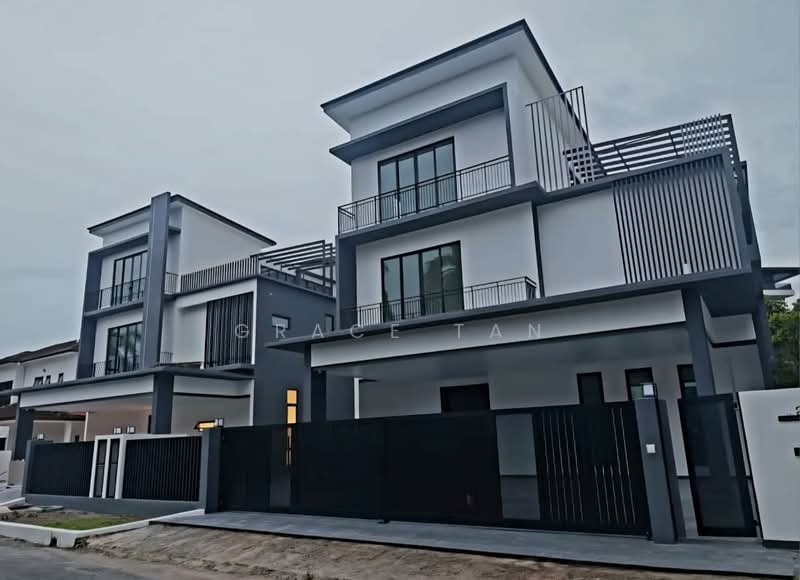 Bungalow for Sale in Taman Equine (Seri Kembangan) - Grace Tan - Exterior - PropertyGuru.com.my