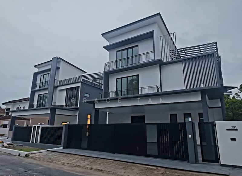 Bungalow for Sale in Taman Equine (Seri Kembangan) - Grace Tan - Exterior - PropertyGuru.com.my