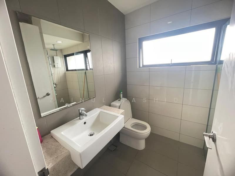 Condominium for Sale at Seri Riana Residence - Zainul Rashid - Bathroom - PropertyGuru.com.my