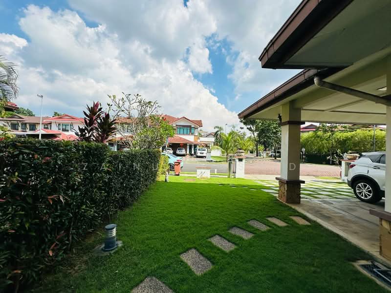 Semi-Detached House for Sale in Glenmarie Cove (Klang) - Zainul Rashid - PropertyGuru.com.my