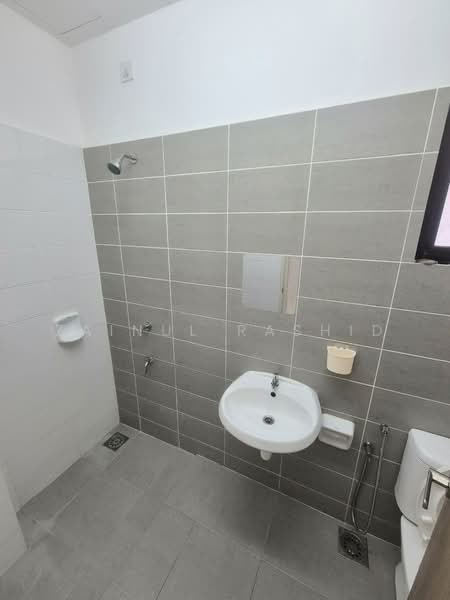 2-storey Terraced House for Sale in Semenyih (Selangor) - Zainul Rashid - Bathroom - PropertyGuru.com.my